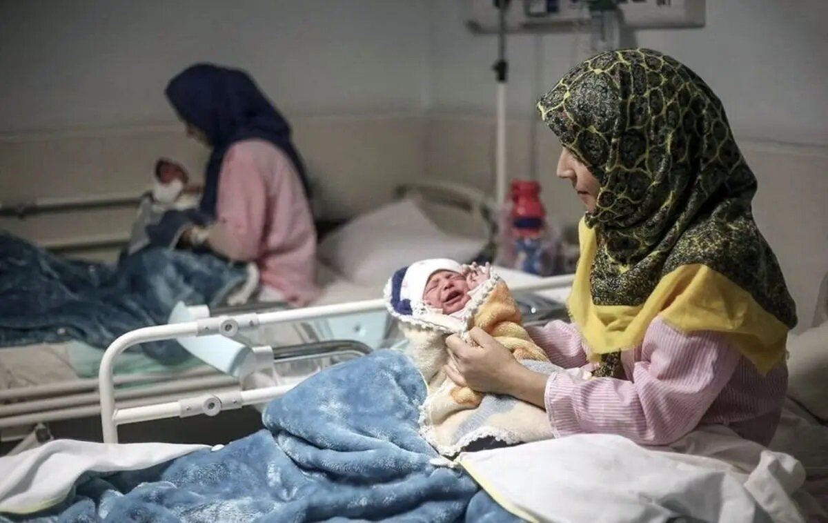 ویتامین حذف خاموش مکملهای دارویی رایگان برای زنان باردار/ قانون جوانی جمعیت و کمبود ویتامین!