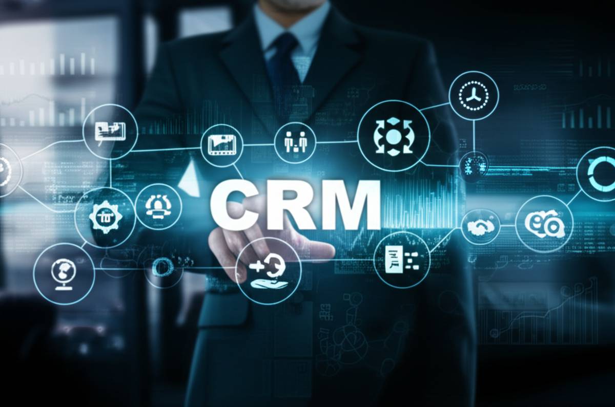 آشنایی با انواع CRM: عملیاتی، تحلیلی و تعاملی